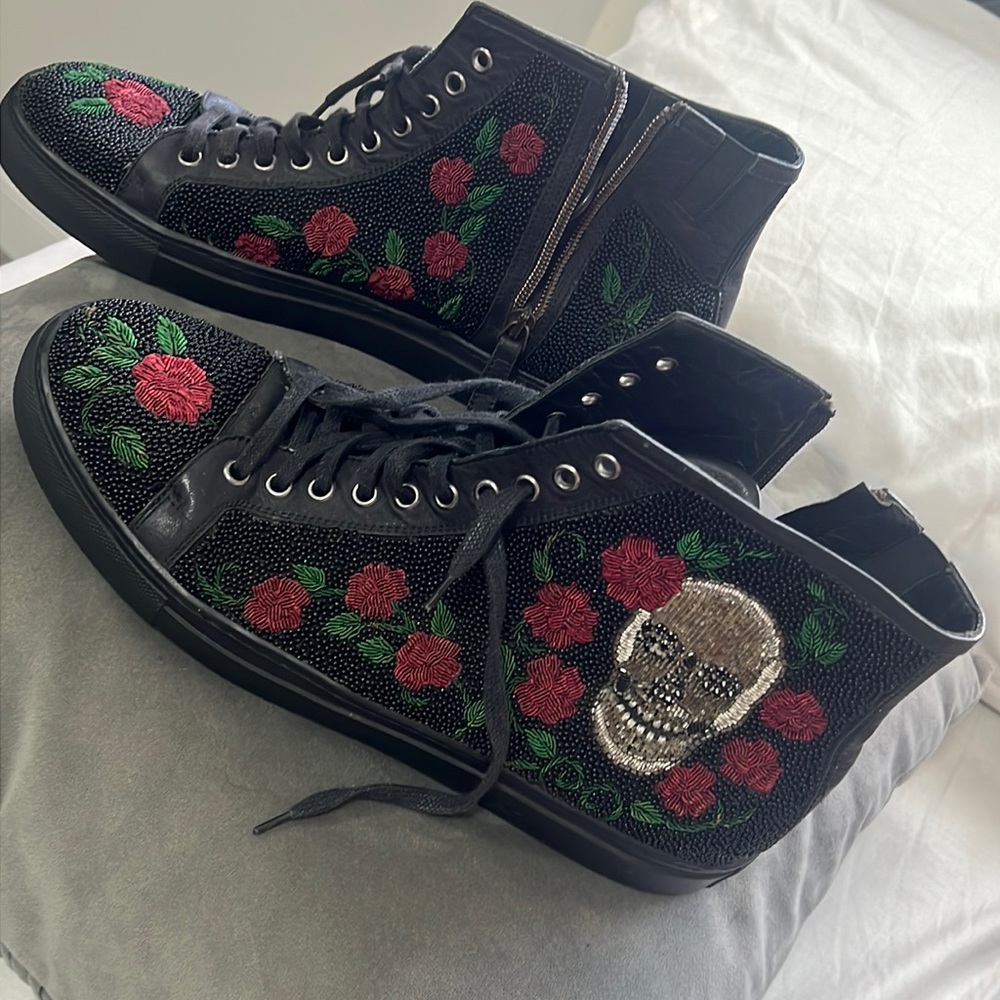 Donald Pliner high tops